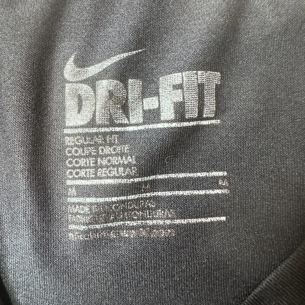 Nike T-Shirt Womens M Black Dri-FIT Regular Fit Short Sleeve Performance Top - Picture 3 of 10